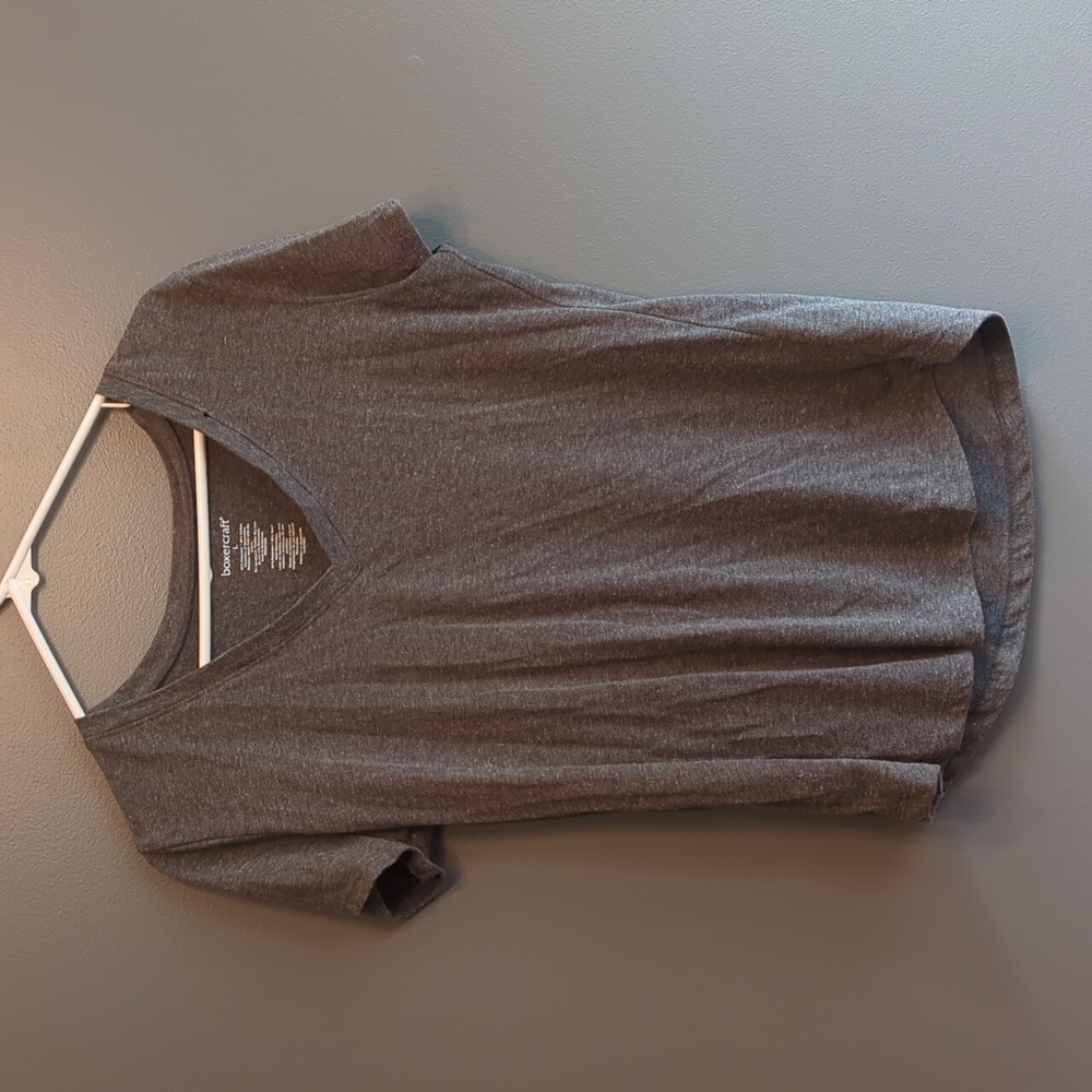 Women's gray T-shirt